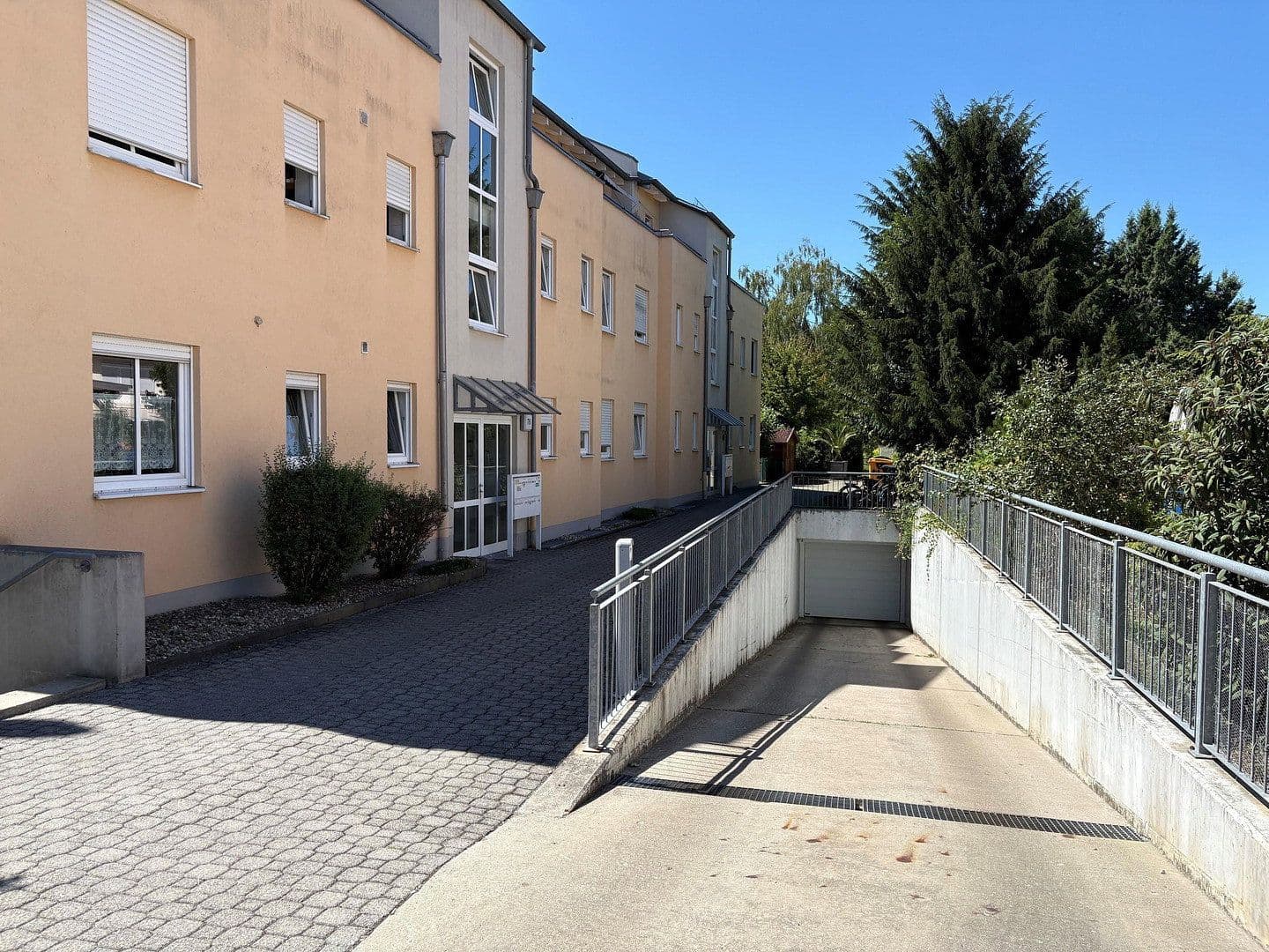 Prenájom bytu 2-izbový 51 m², Oberländerstrasse 76, Augsburg, Bavorsko Prenájom bytu 2-izbový 51 m², Oberländerstrasse 76, Augsburg, Bavorsko