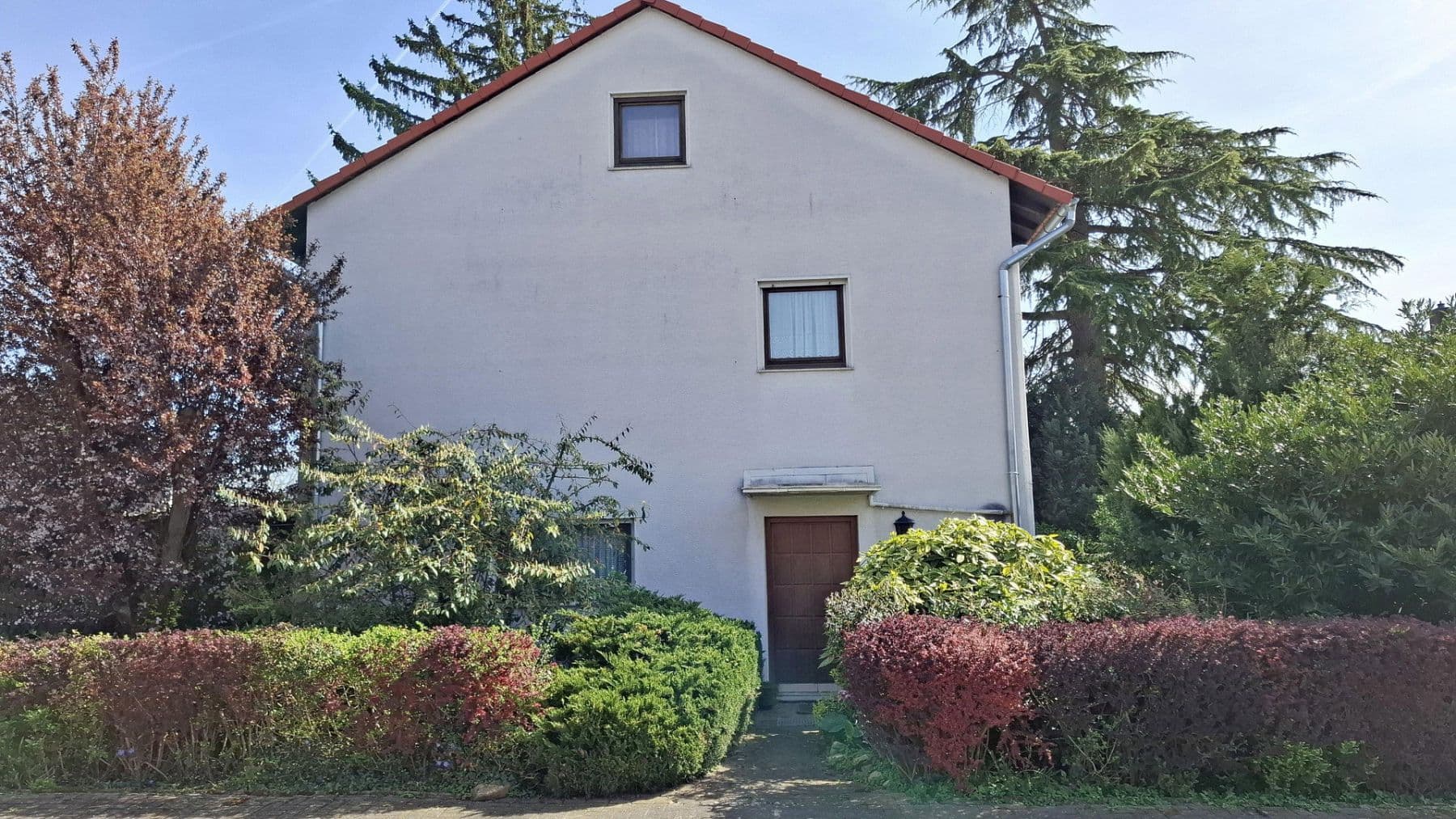 Predaj domu 210 m², pozemok 509 m², Wiesbaden, Hesensko Predaj domu 210 m², pozemok 509 m², Wiesbaden, Hesensko