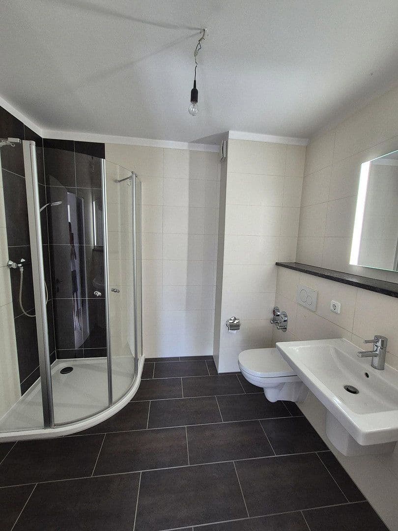 Predaj bytu 4-izbový 130 m², Stockelsdorf, Šlezvicko-Holštajnsko Predaj bytu 4-izbový 130 m², Stockelsdorf, Šlezvicko-Holštajnsko