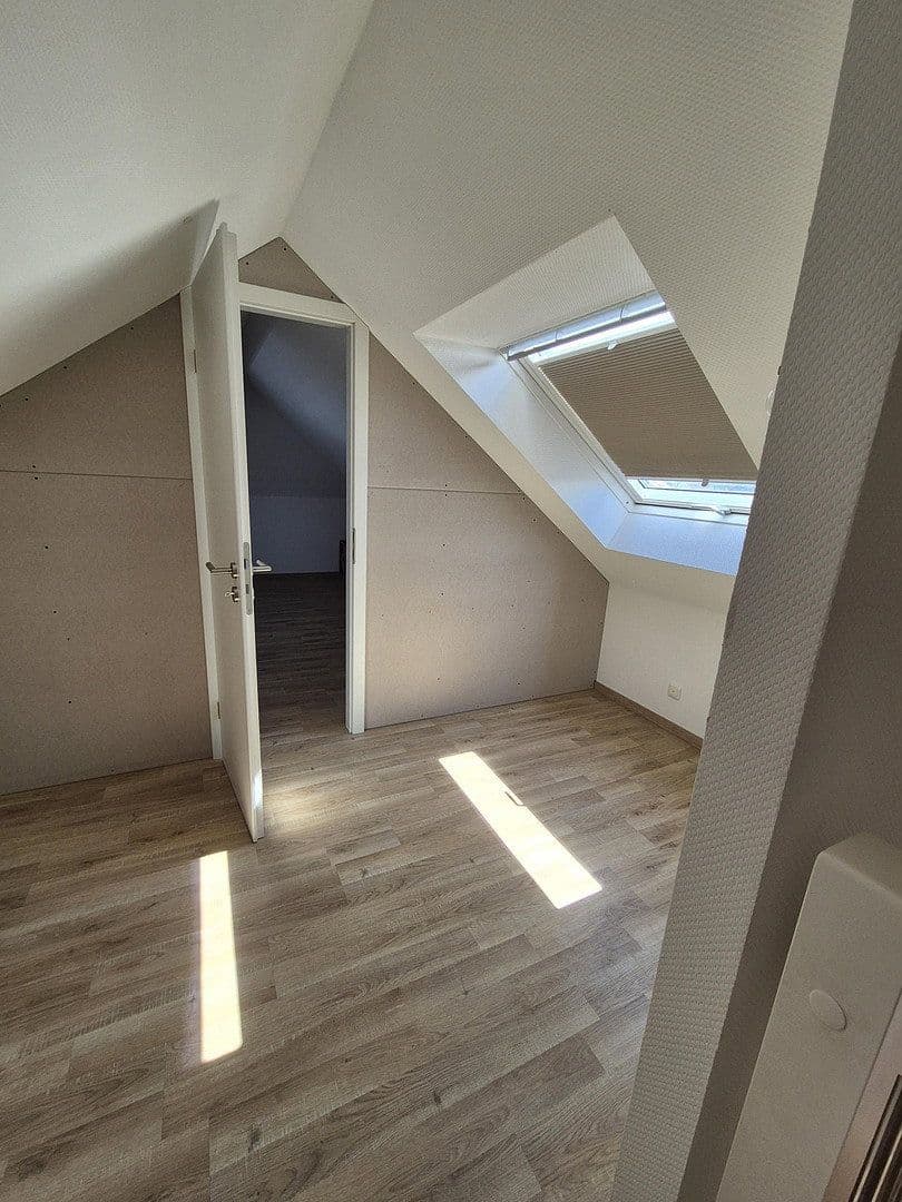 Predaj bytu 4-izbový 130 m², Stockelsdorf, Šlezvicko-Holštajnsko Predaj bytu 4-izbový 130 m², Stockelsdorf, Šlezvicko-Holštajnsko