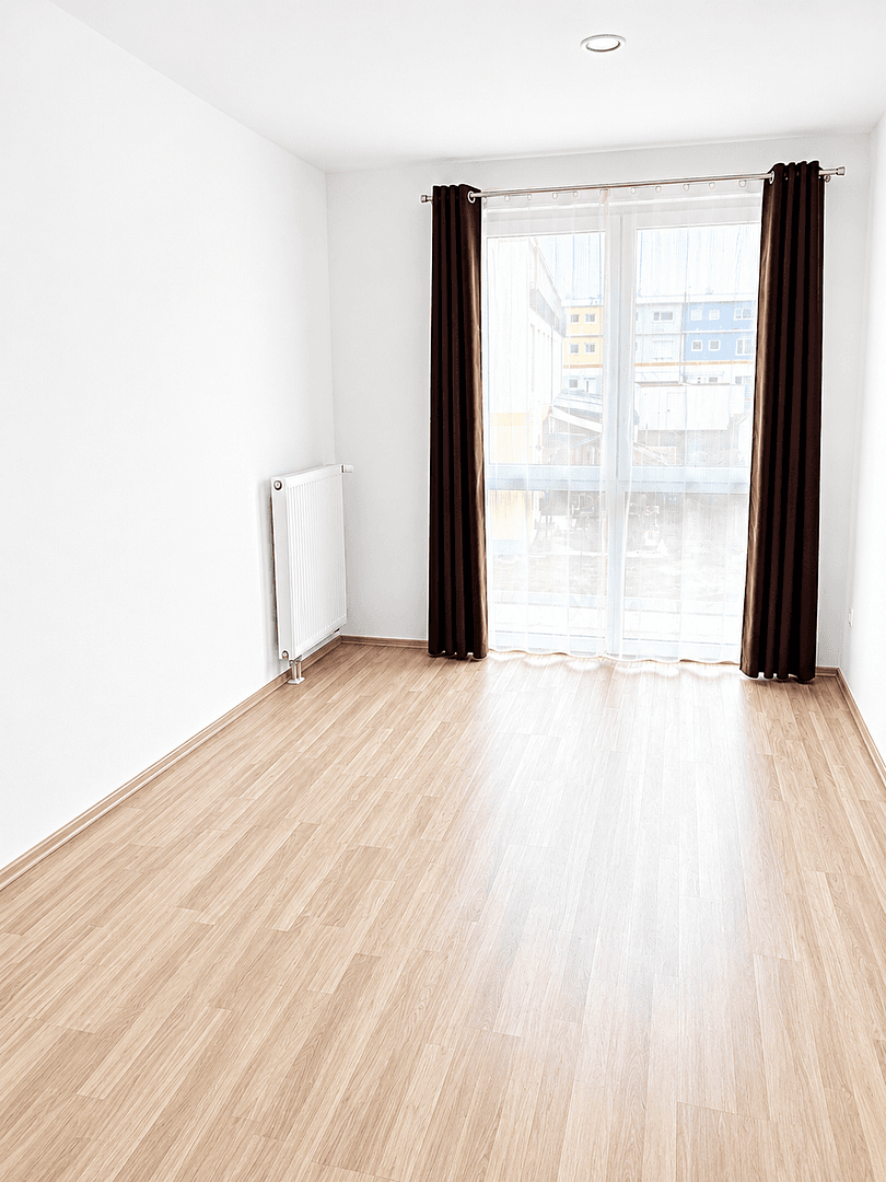 Predaj domu 164 m², pozemok 165 m², Adelsdorf, Bavorsko Predaj domu 164 m², pozemok 165 m², Adelsdorf, Bavorsko