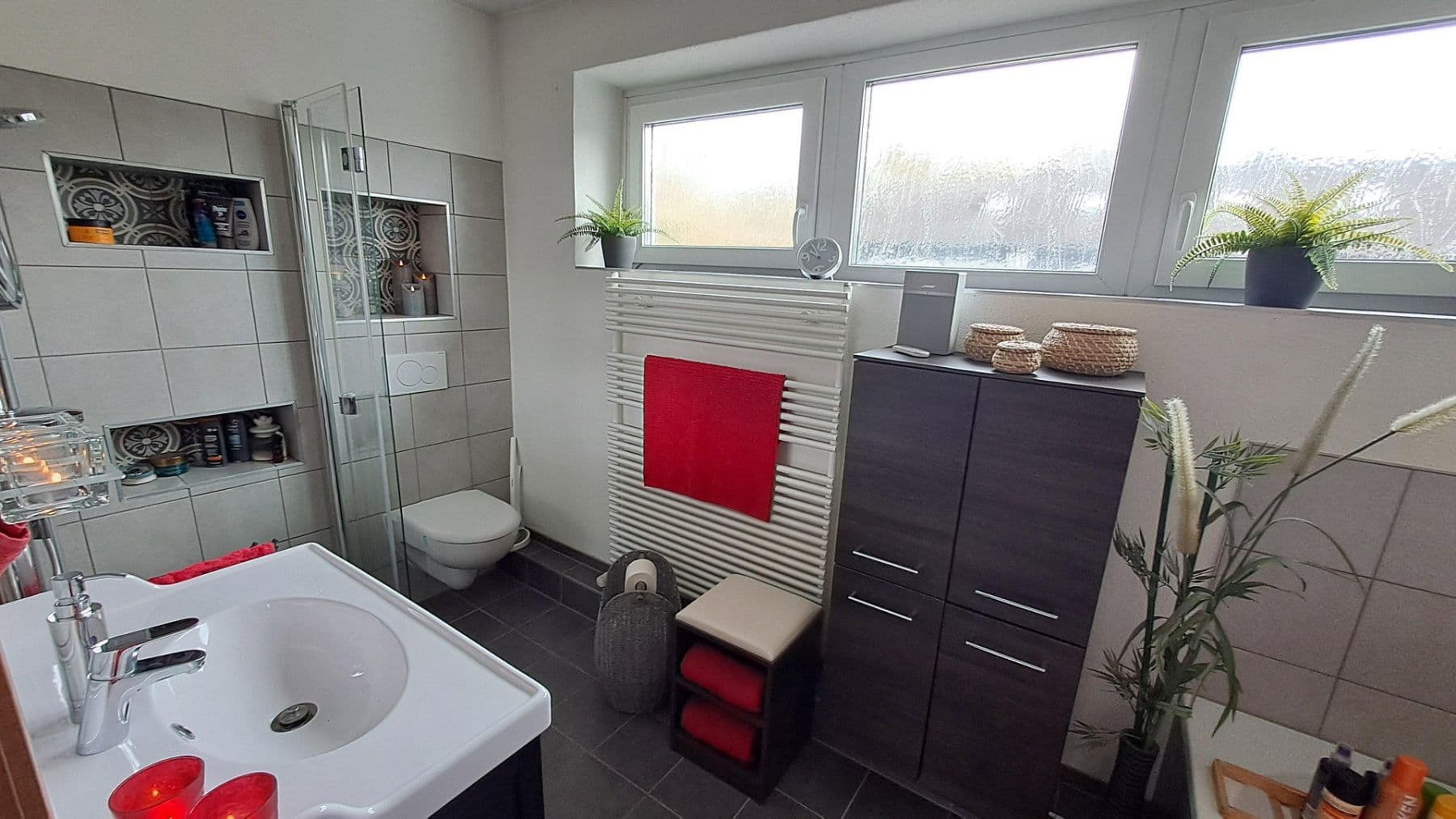 Predaj domu 135 m², pozemok 220 m², Laatzen, Dolné Sasko Predaj domu 135 m², pozemok 220 m², Laatzen, Dolné Sasko
