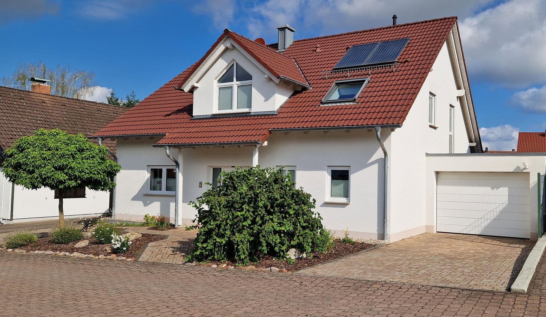 Predaj domu 180 m², pozemok 580 m², Mandelbachtal, Sársko Predaj domu 180 m², pozemok 580 m², Mandelbachtal, Sársko