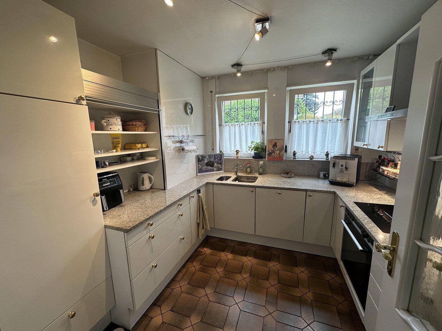 Predaj domu 181 m², pozemok 334 m², Mannheim, Bádensko-Wurttembersko Predaj domu 181 m², pozemok 334 m², Mannheim, Bádensko-Wurttembersko