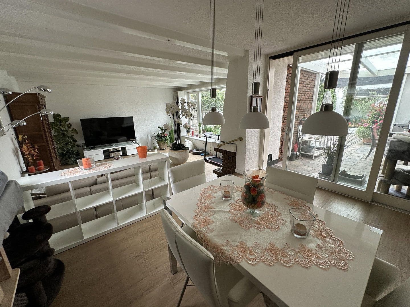 Predaj domu 181 m², pozemok 334 m², Mannheim, Bádensko-Wurttembersko Predaj domu 181 m², pozemok 334 m², Mannheim, Bádensko-Wurttembersko
