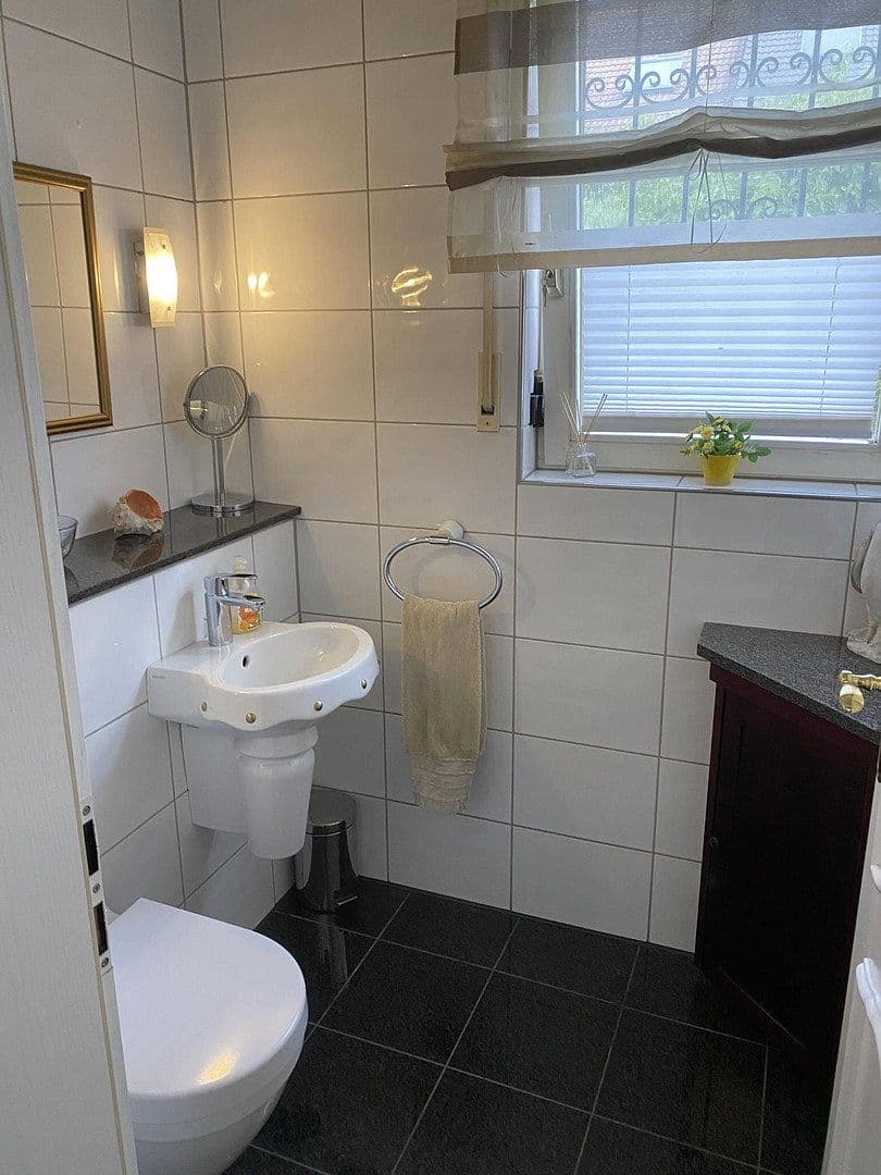 Predaj domu 181 m², pozemok 334 m², Mannheim, Bádensko-Wurttembersko Predaj domu 181 m², pozemok 334 m², Mannheim, Bádensko-Wurttembersko