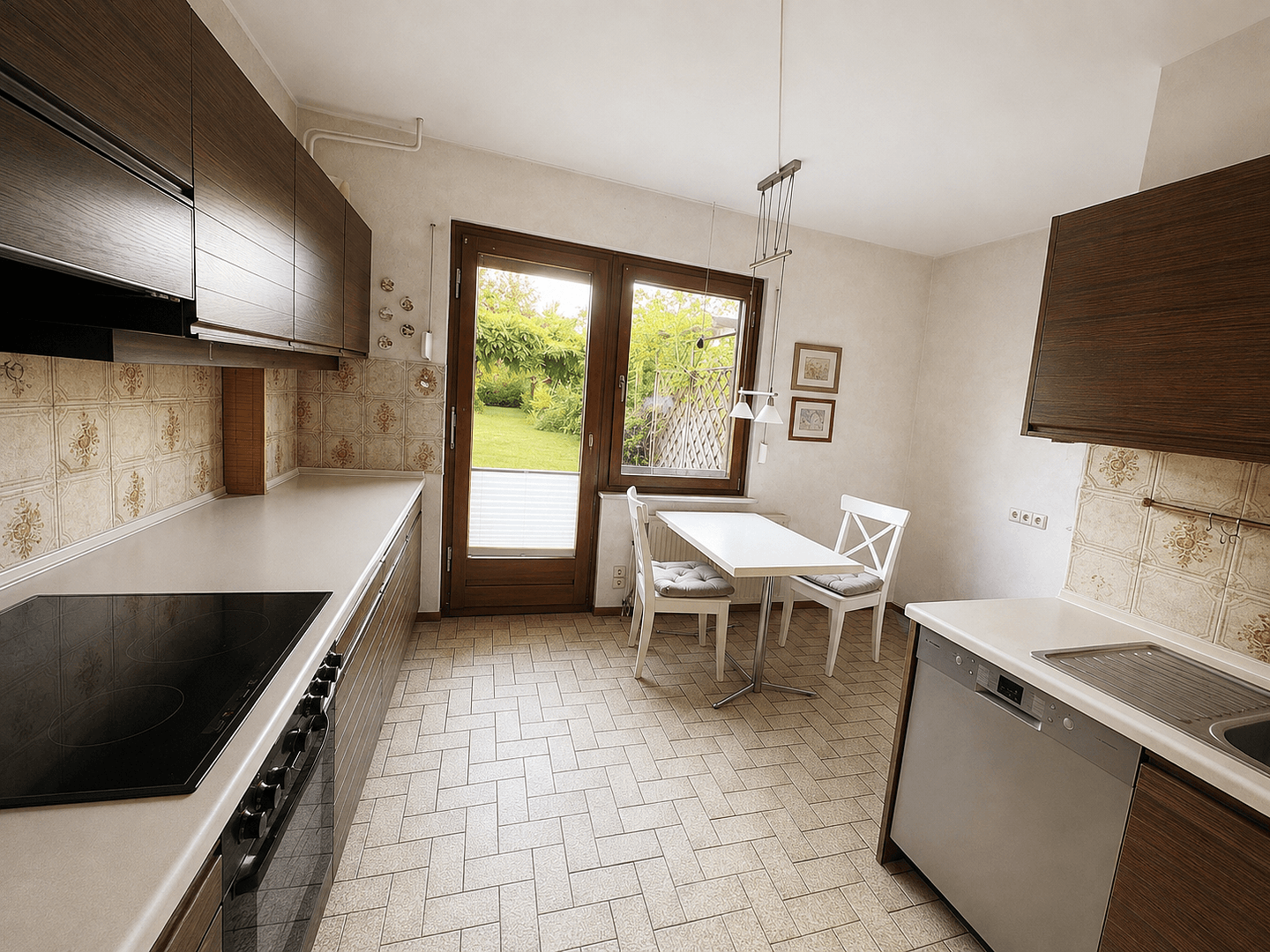 Predaj domu 124 m², pozemok 853 m², Schenefeld, Šlezvicko-Holštajnsko Predaj domu 124 m², pozemok 853 m², Schenefeld, Šlezvicko-Holštajnsko