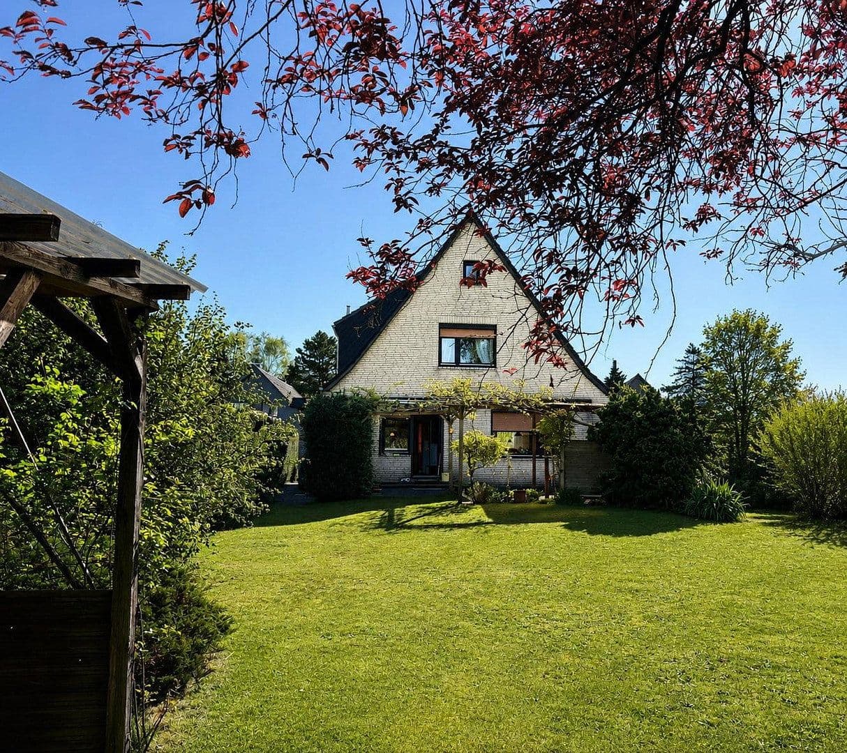 Predaj domu 124 m², pozemok 853 m², Schenefeld, Šlezvicko-Holštajnsko Predaj domu 124 m², pozemok 853 m², Schenefeld, Šlezvicko-Holštajnsko