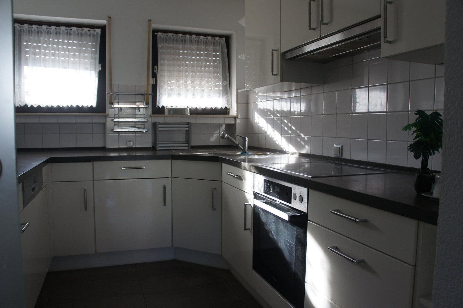 Predaj domu 209 m², pozemok 370 m², Bernhardstr.6, Mühlheim am Main, Hesensko Predaj domu 209 m², pozemok 370 m², Bernhardstr.6, Mühlheim am Main, Hesensko