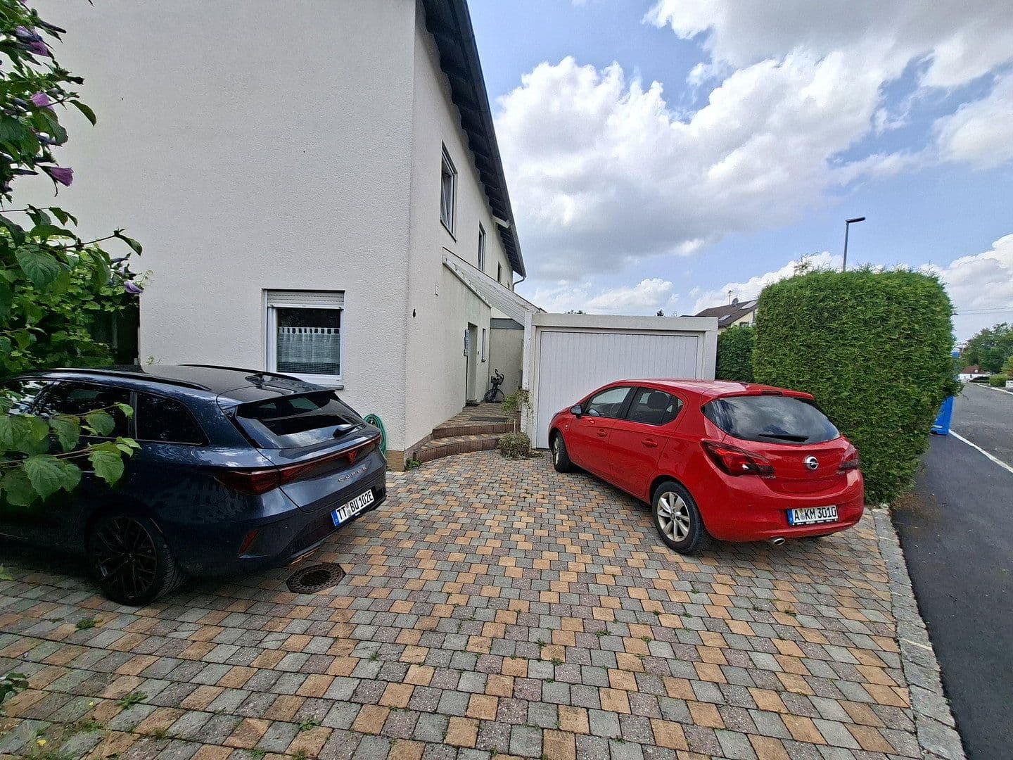 Predaj domu 186 m², pozemok 558 m², Königsbrunn, Bavorsko Predaj domu 186 m², pozemok 558 m², Königsbrunn, Bavorsko
