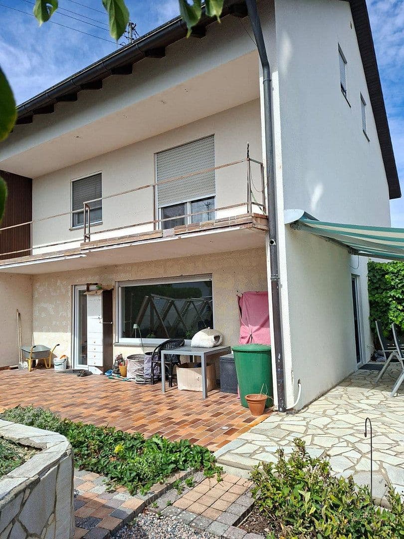Predaj domu 186 m², pozemok 558 m², Königsbrunn, Bavorsko Predaj domu 186 m², pozemok 558 m², Königsbrunn, Bavorsko
