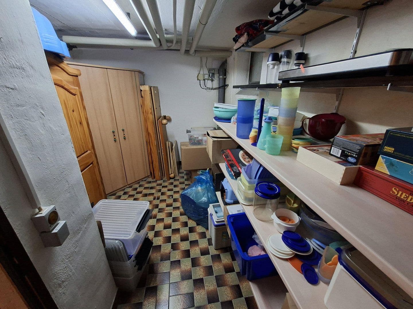 Predaj domu 186 m², pozemok 558 m², Königsbrunn, Bavorsko Predaj domu 186 m², pozemok 558 m², Königsbrunn, Bavorsko