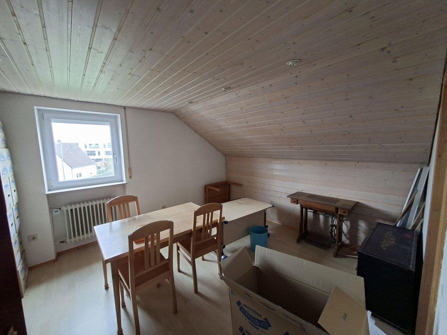 Predaj domu 186 m², pozemok 558 m², Königsbrunn, Bavorsko Predaj domu 186 m², pozemok 558 m², Königsbrunn, Bavorsko