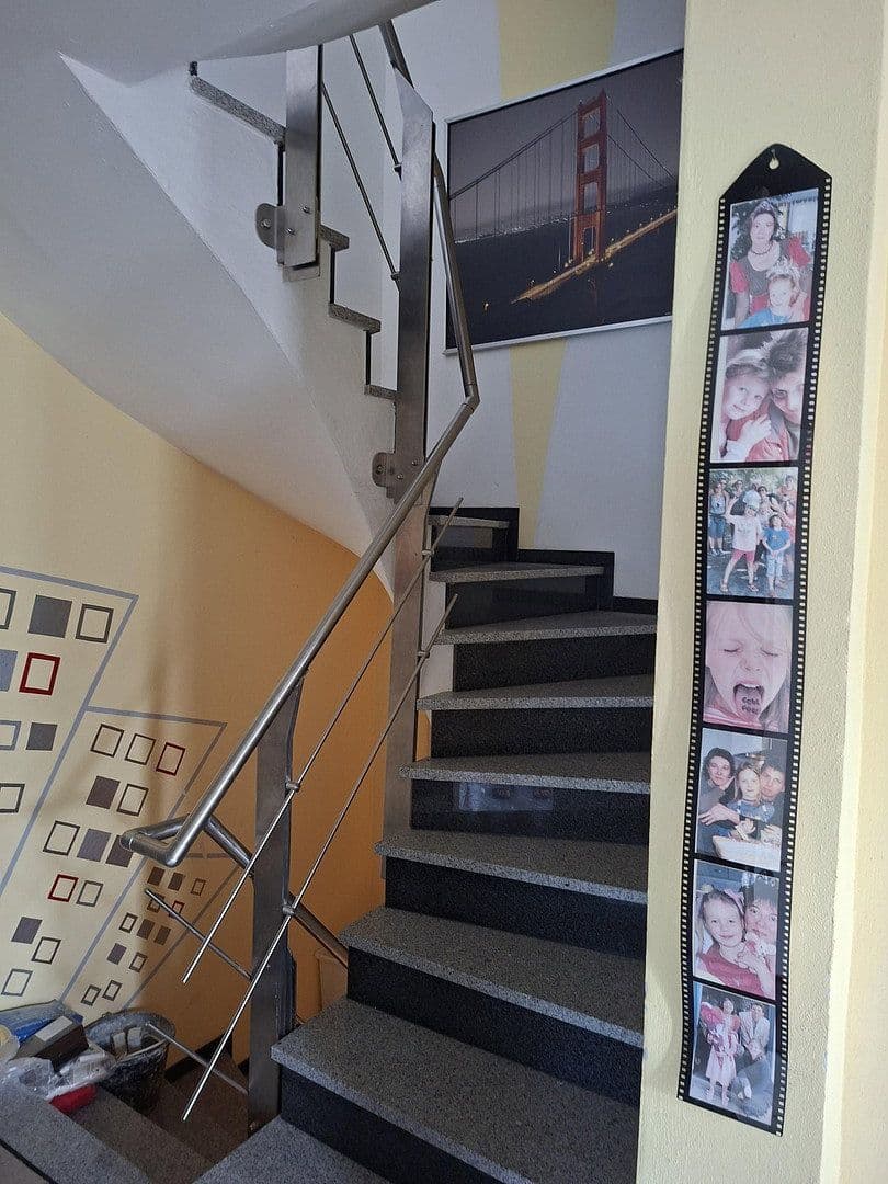 Predaj domu 186 m², pozemok 558 m², Königsbrunn, Bavorsko Predaj domu 186 m², pozemok 558 m², Königsbrunn, Bavorsko