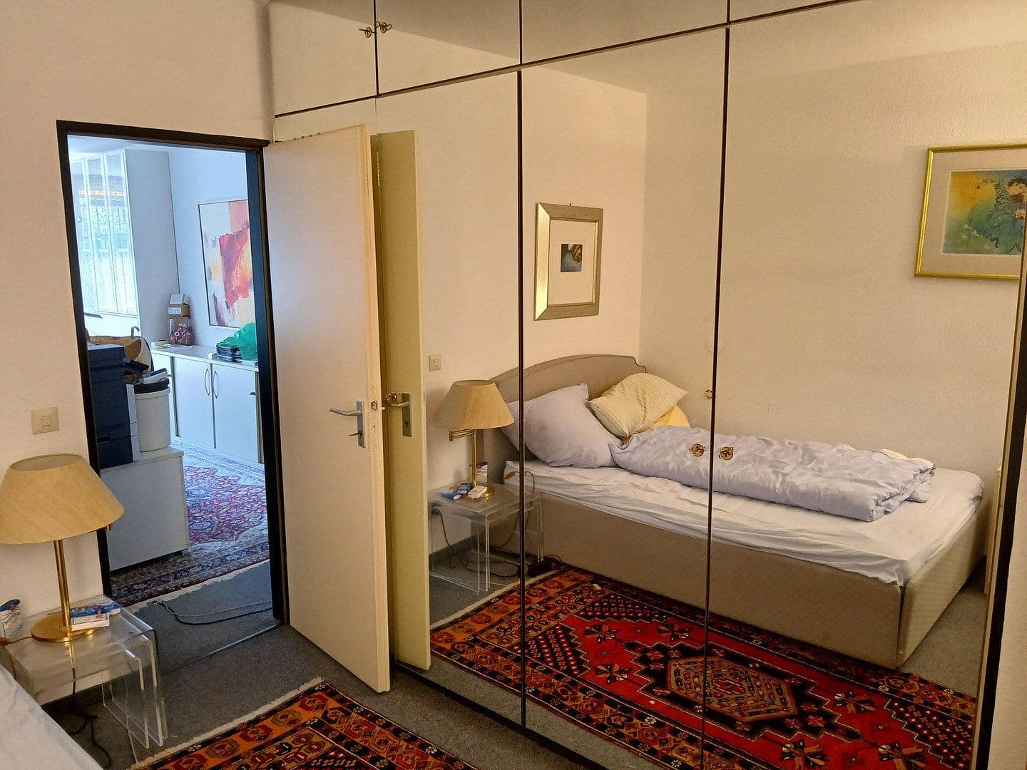 Prenájom bytu 2-izbový 56 m², Glockenstr. 35, Düsseldorf, Severné Porýnie - Westfálsko Prenájom bytu 2-izbový 56 m², Glockenstr. 35, Düsseldorf, Severné Porýnie - Westfálsko