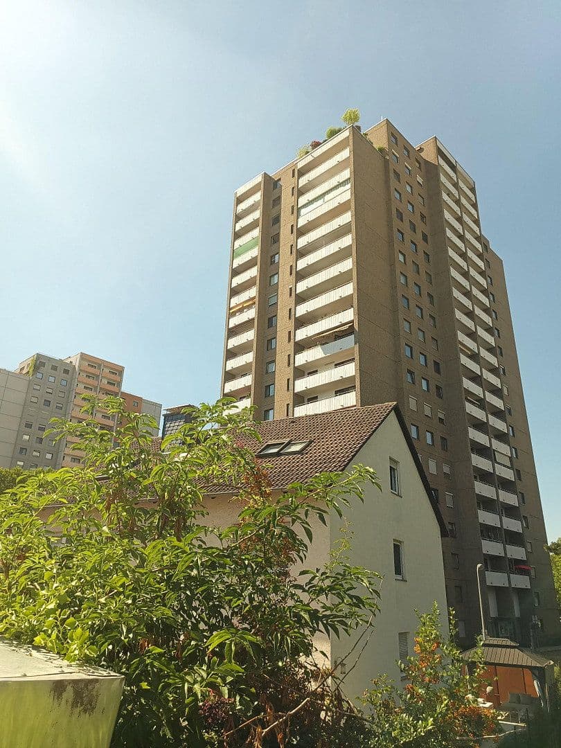 Prenájom bytu 3-izbový 91 m², Im Mainfeld 23, Frankfurt, Hesensko Prenájom bytu 3-izbový 91 m², Im Mainfeld 23, Frankfurt, Hesensko
