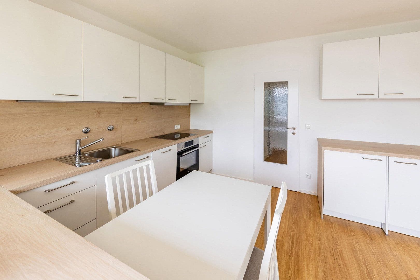 Prenájom bytu 1-izbový 38 m², Eskilstunastraße 35, Erlangen, Bavorsko Prenájom bytu 1-izbový 38 m², Eskilstunastraße 35, Erlangen, Bavorsko