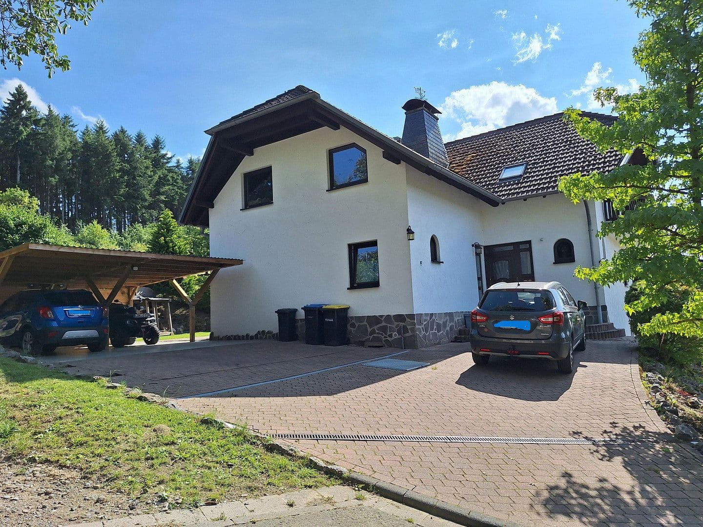 Predaj domu 240 m², pozemok 800 m², Trinkbornstrasse 15, Waldsolms, Hesensko Predaj domu 240 m², pozemok 800 m², Trinkbornstrasse 15, Waldsolms, Hesensko