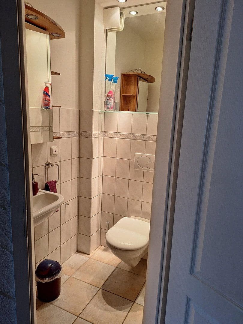 Predaj domu 240 m², pozemok 800 m², Trinkbornstrasse 15, Waldsolms, Hesensko Predaj domu 240 m², pozemok 800 m², Trinkbornstrasse 15, Waldsolms, Hesensko