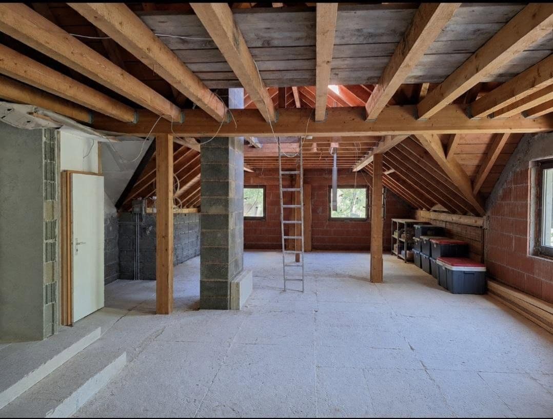 Predaj domu 240 m², pozemok 800 m², Trinkbornstrasse 15, Waldsolms, Hesensko Predaj domu 240 m², pozemok 800 m², Trinkbornstrasse 15, Waldsolms, Hesensko
