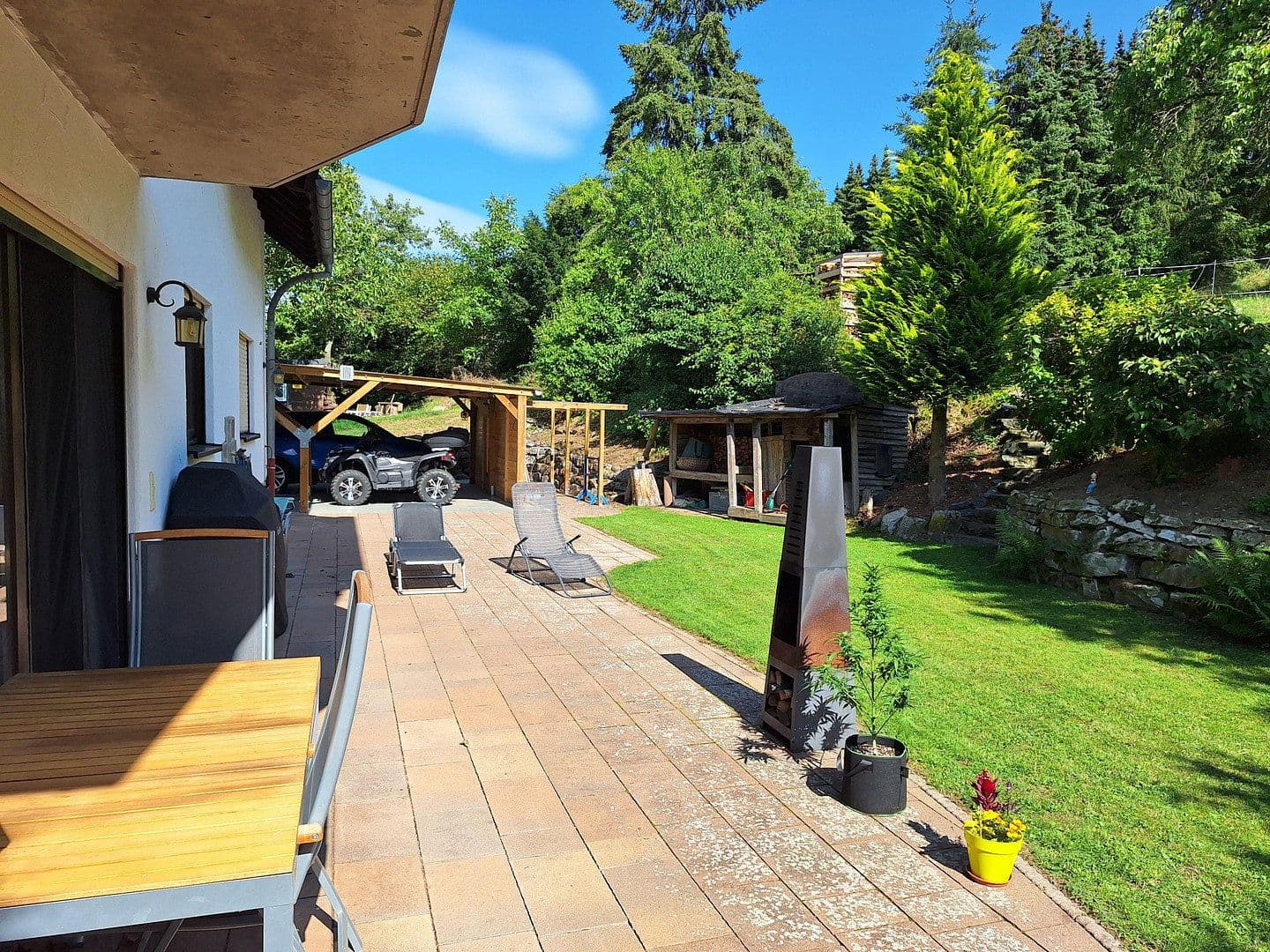 Predaj domu 240 m², pozemok 800 m², Trinkbornstrasse 15, Waldsolms, Hesensko Predaj domu 240 m², pozemok 800 m², Trinkbornstrasse 15, Waldsolms, Hesensko
