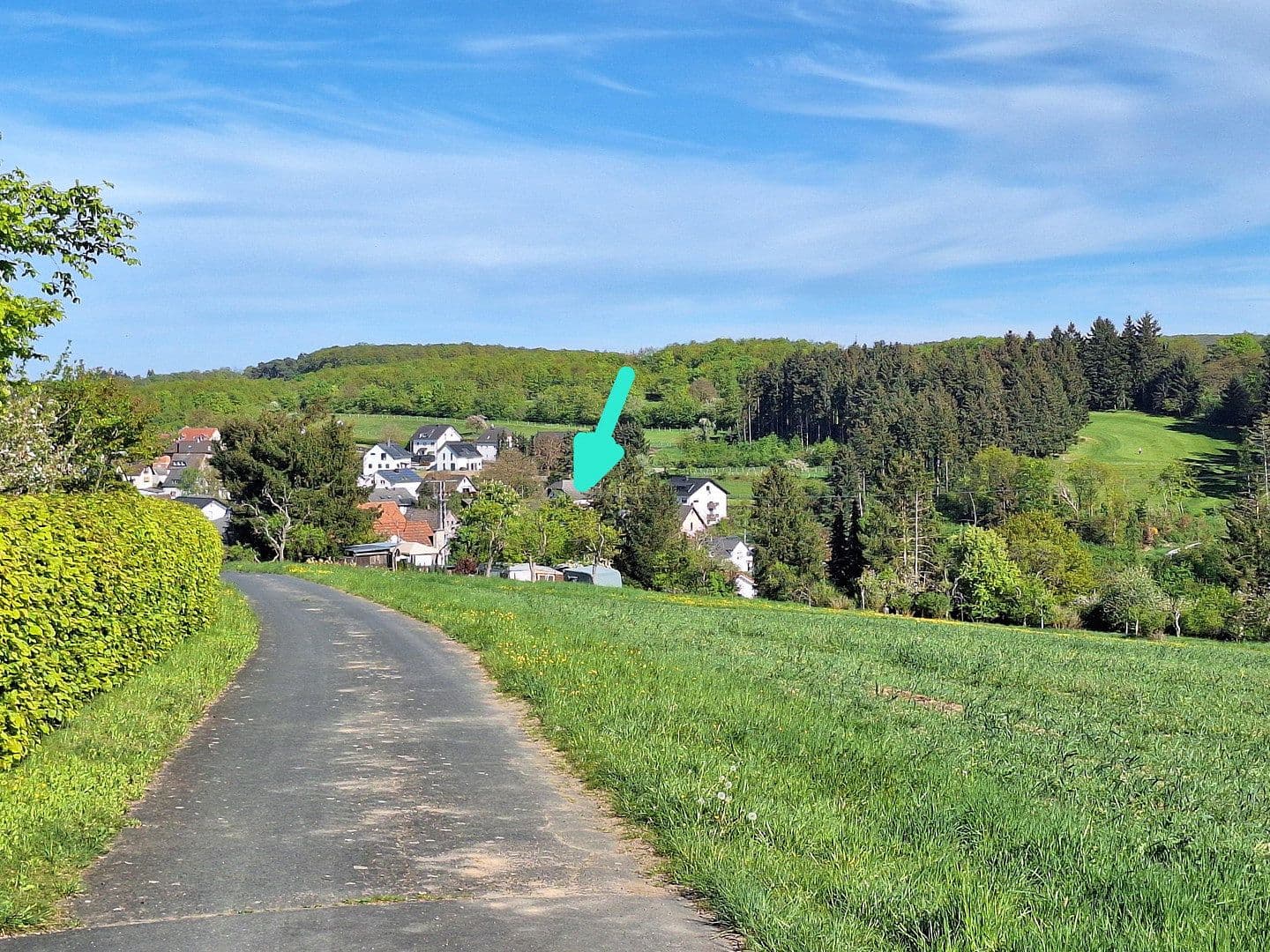 Predaj domu 240 m², pozemok 800 m², Trinkbornstrasse 15, Waldsolms, Hesensko Predaj domu 240 m², pozemok 800 m², Trinkbornstrasse 15, Waldsolms, Hesensko