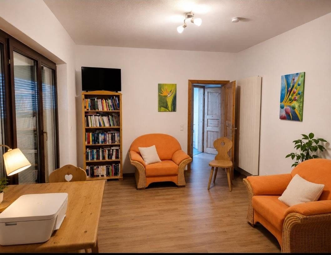 Predaj domu 240 m², pozemok 800 m², Trinkbornstrasse 15, Waldsolms, Hesensko Predaj domu 240 m², pozemok 800 m², Trinkbornstrasse 15, Waldsolms, Hesensko