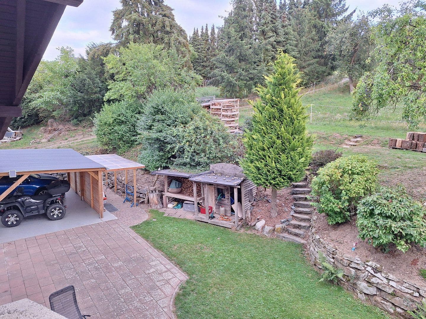 Predaj domu 240 m², pozemok 800 m², Trinkbornstrasse 15, Waldsolms, Hesensko Predaj domu 240 m², pozemok 800 m², Trinkbornstrasse 15, Waldsolms, Hesensko