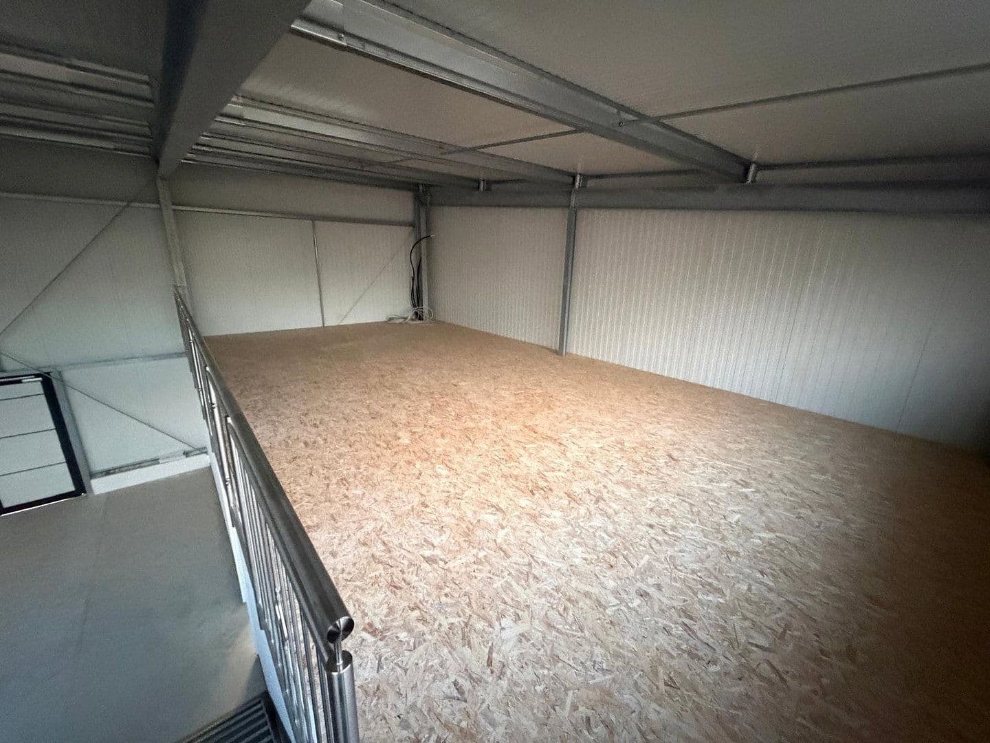 Prenájom nebytového priestoru 1.100 m², Zeilstraße 90, Buseck, Hesensko Prenájom nebytového priestoru 1.100 m², Zeilstraße 90, Buseck, Hesensko