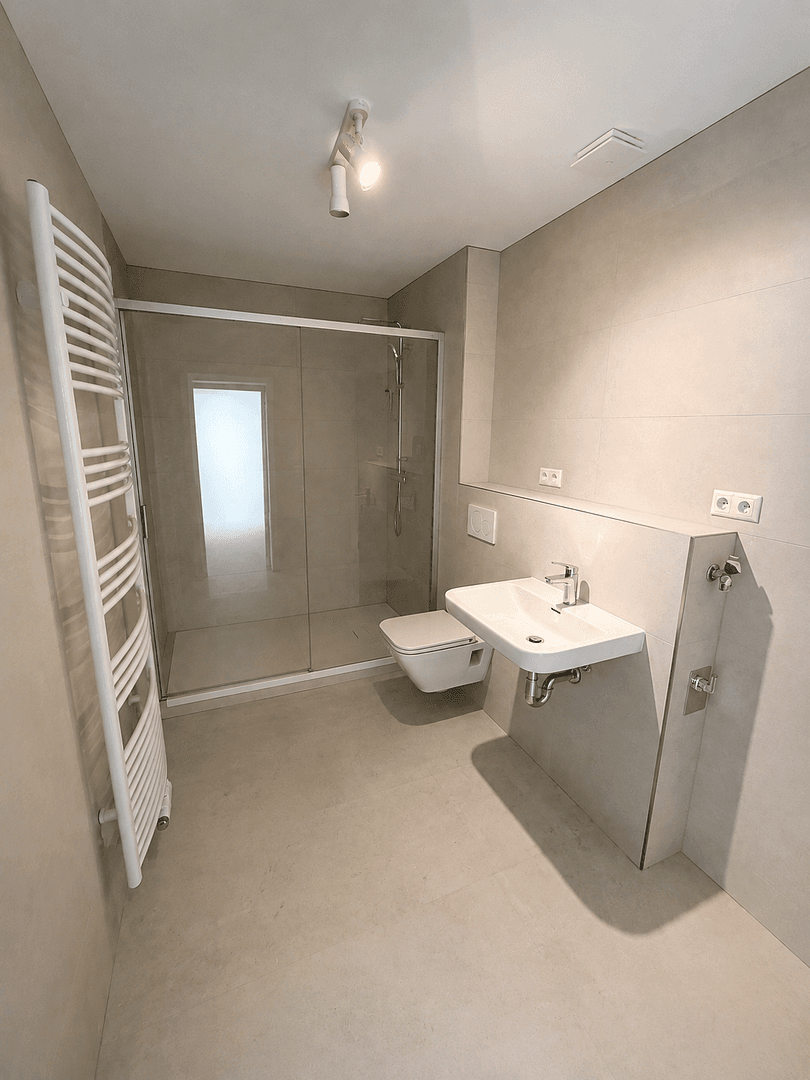 Prenájom bytu 4-izbový 93 m², Petersstraße 3, Weida, Durínsko Prenájom bytu 4-izbový 93 m², Petersstraße 3, Weida, Durínsko