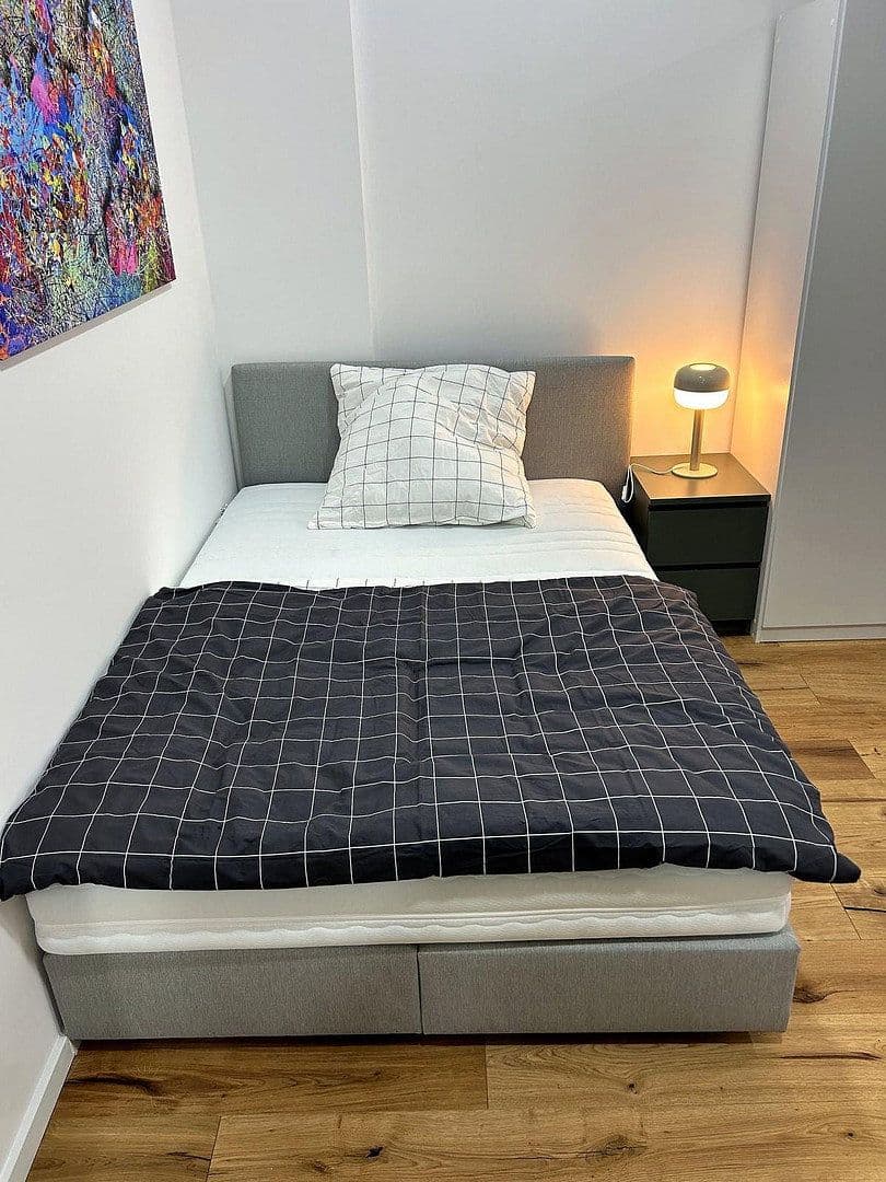 Prenájom bytu 1-izbový 42 m², Berlin, Berlín Prenájom bytu 1-izbový 42 m², Berlin, Berlín