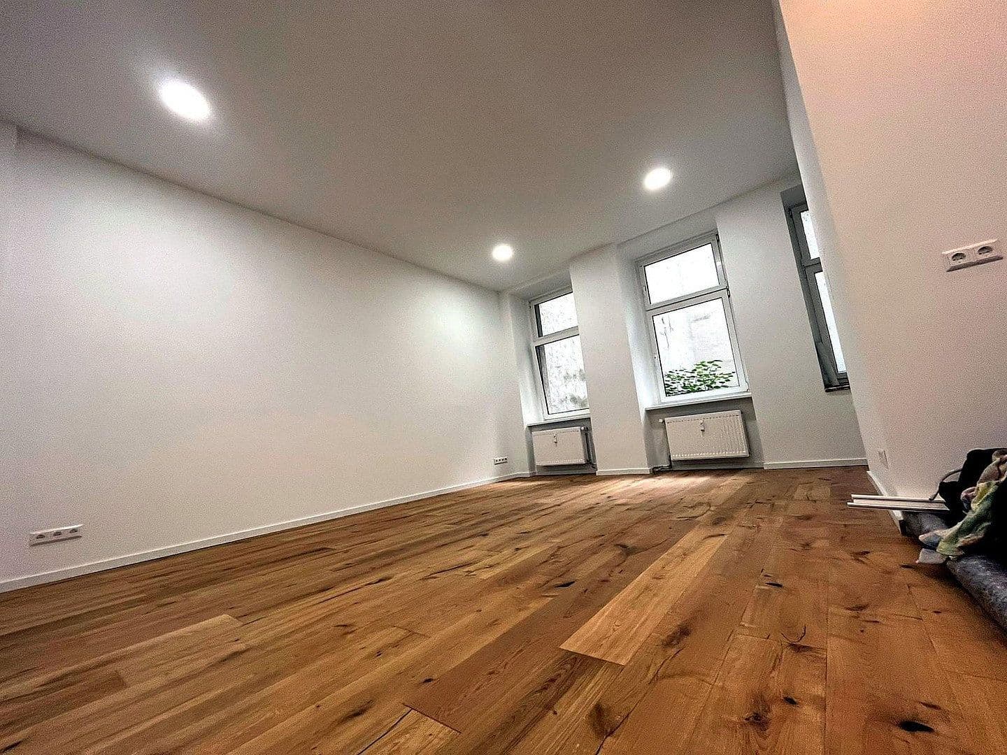 Prenájom bytu 1-izbový 42 m², Berlin, Berlín Prenájom bytu 1-izbový 42 m², Berlin, Berlín