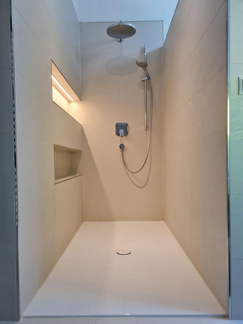 Predaj domu 241 m², pozemok 946 m², Schneizlreuth, Bavorsko Predaj domu 241 m², pozemok 946 m², Schneizlreuth, Bavorsko