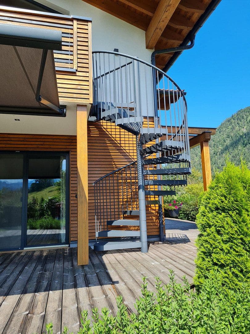 Predaj domu 241 m², pozemok 946 m², Schneizlreuth, Bavorsko Predaj domu 241 m², pozemok 946 m², Schneizlreuth, Bavorsko