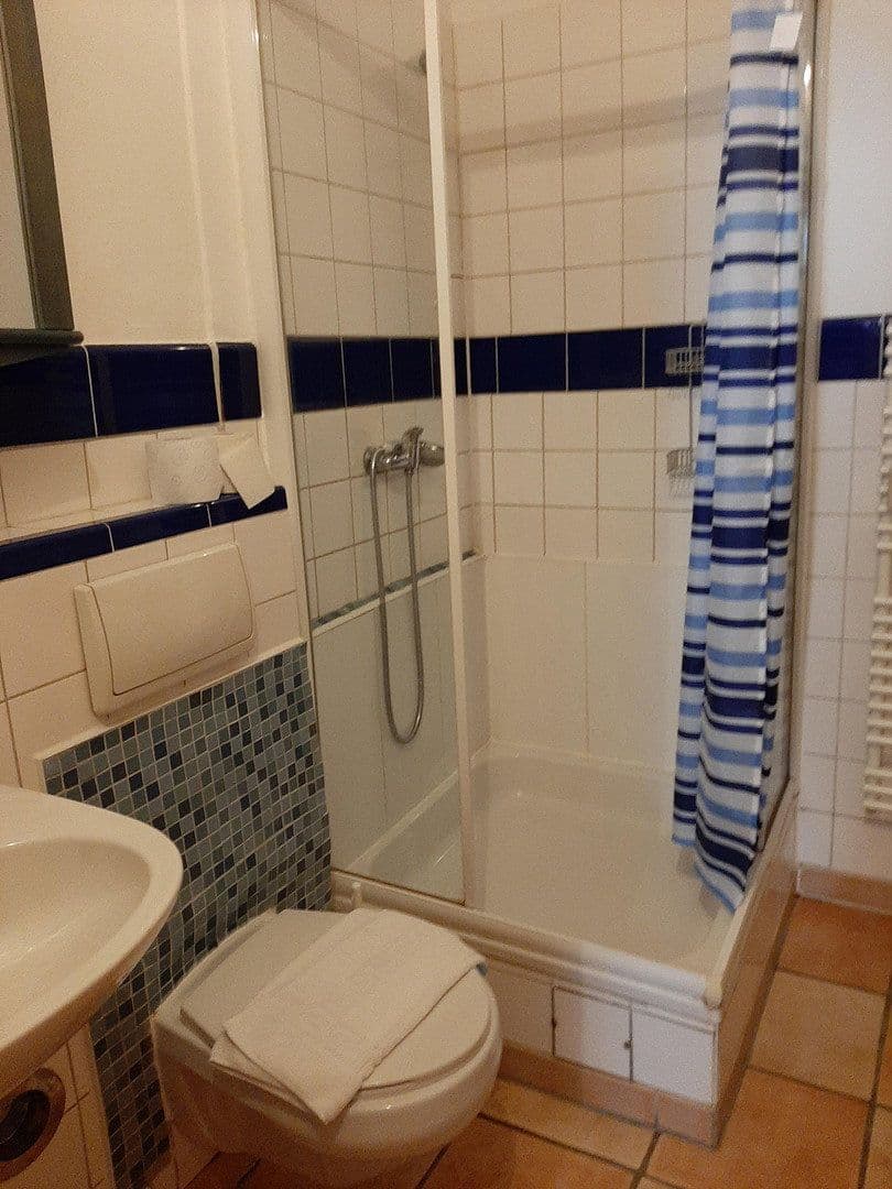 Prenájom bytu 2-izbový 60 m², Schirmstraße, Fürth, Bavorsko Prenájom bytu 2-izbový 60 m², Schirmstraße, Fürth, Bavorsko