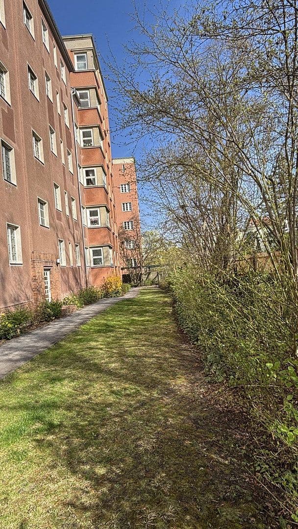Predaj bytu 2-izbový 45 m², Berlin - Schöneberg, Berlín Predaj bytu 2-izbový 45 m², Berlin - Schöneberg, Berlín