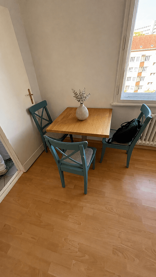Predaj bytu 2-izbový 45 m², Berlin - Schöneberg, Berlín Predaj bytu 2-izbový 45 m², Berlin - Schöneberg, Berlín
