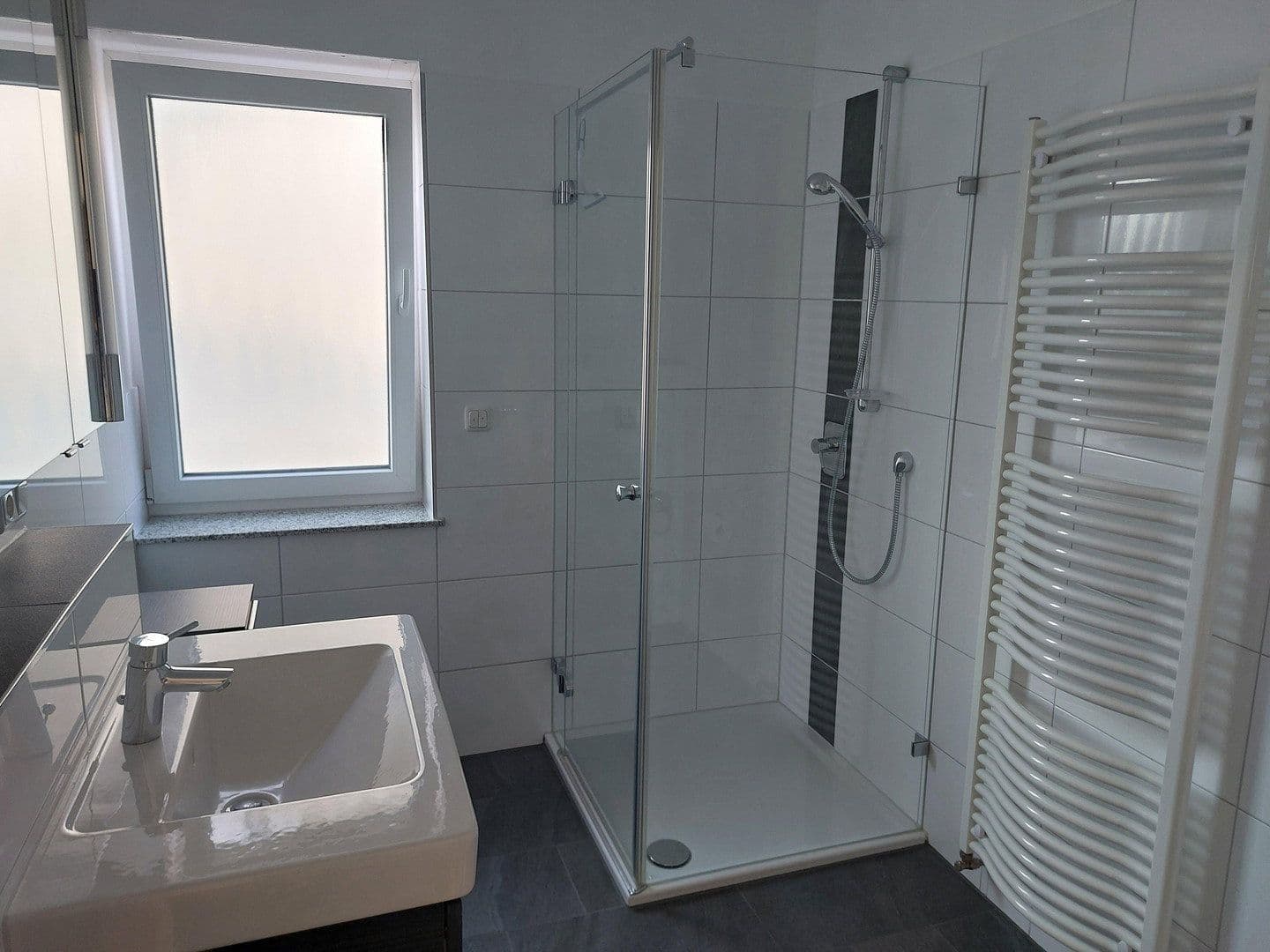 Prenájom bytu 3-izbový 140 m², Keimstr. 17, Langen, Hesensko Prenájom bytu 3-izbový 140 m², Keimstr. 17, Langen, Hesensko