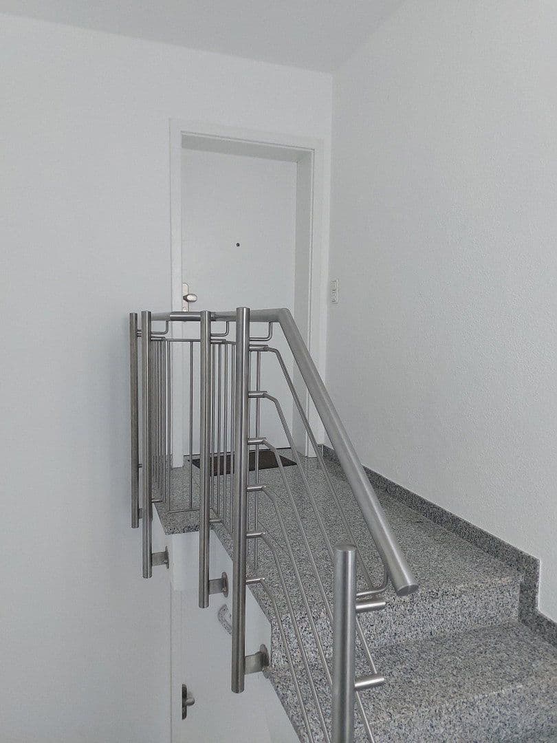 Prenájom bytu 3-izbový 140 m², Keimstr. 17, Langen, Hesensko Prenájom bytu 3-izbový 140 m², Keimstr. 17, Langen, Hesensko