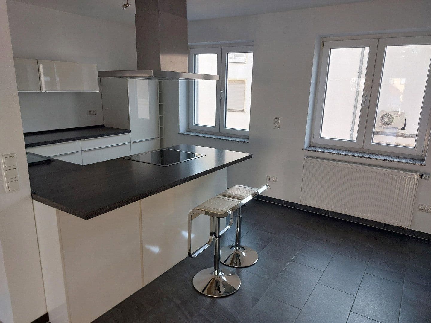 Prenájom bytu 3-izbový 140 m², Keimstr. 17, Langen, Hesensko Prenájom bytu 3-izbový 140 m², Keimstr. 17, Langen, Hesensko