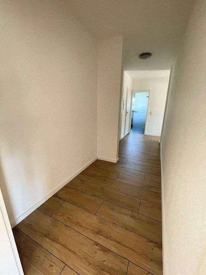 Prenájom bytu 3-izbový 125 m², Mörsweg 32, Groß-Umstadt, Hesensko Prenájom bytu 3-izbový 125 m², Mörsweg 32, Groß-Umstadt, Hesensko