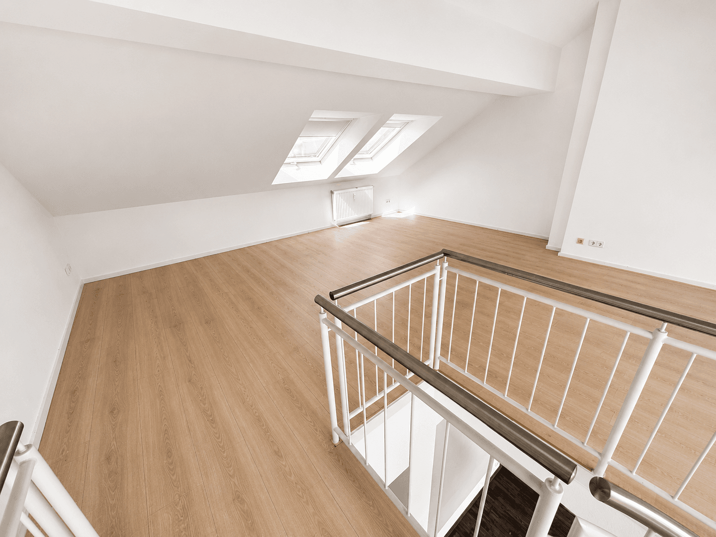 Prenájom bytu 3-izbový 83 m², Ankerstrasse 12, Halle (Saale), Sasko-Anhaltsko Prenájom bytu 3-izbový 83 m², Ankerstrasse 12, Halle (Saale), Sasko-Anhaltsko