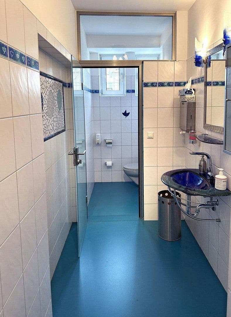 Prenájom kancelárie 1.500 m², Königswarterstraße 44, Fürth, Bavorsko Prenájom kancelárie 1.500 m², Königswarterstraße 44, Fürth, Bavorsko