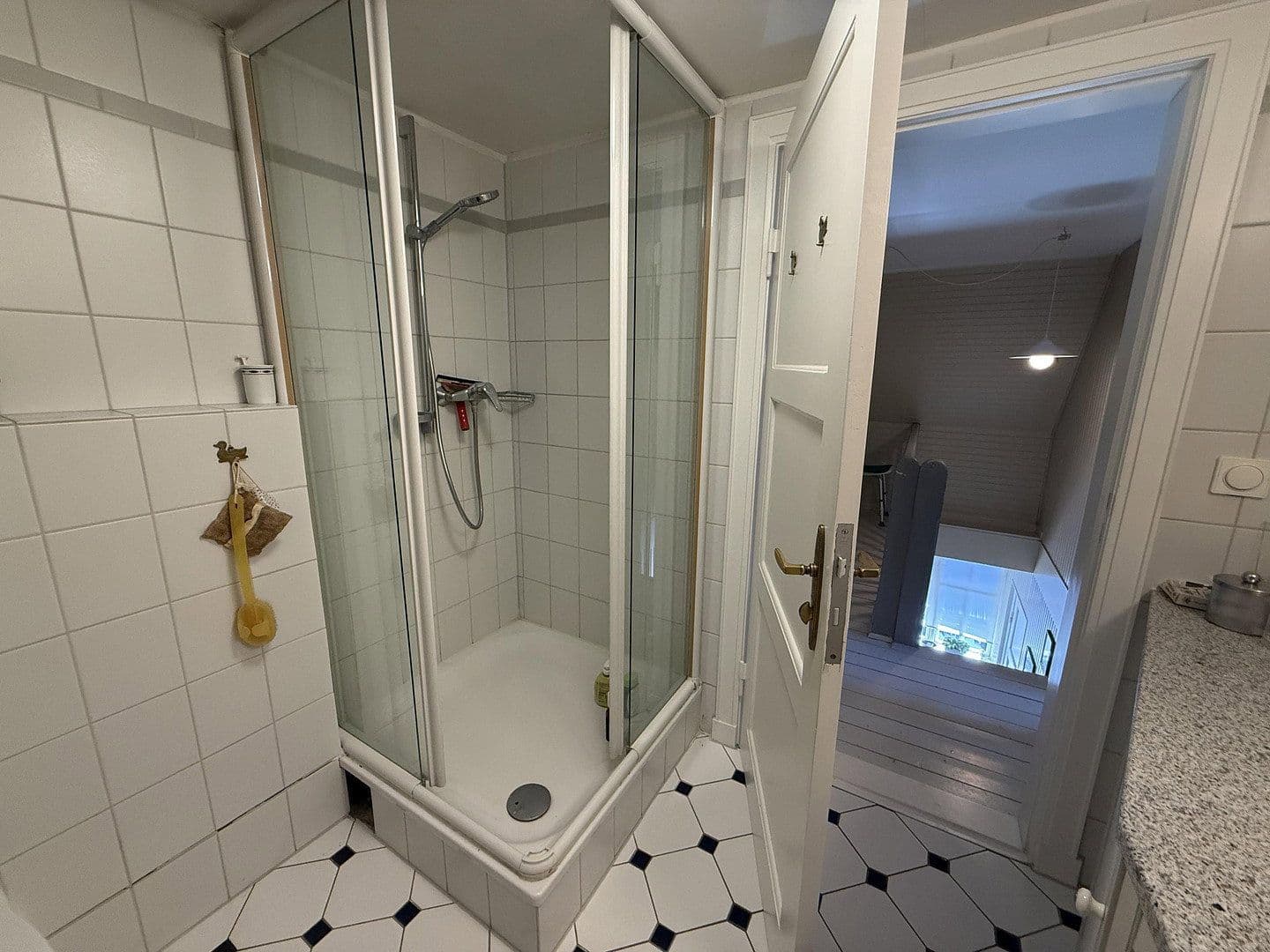 Predaj domu 199 m², pozemok 2.479 m², Lensahn, Šlezvicko-Holštajnsko Predaj domu 199 m², pozemok 2.479 m², Lensahn, Šlezvicko-Holštajnsko