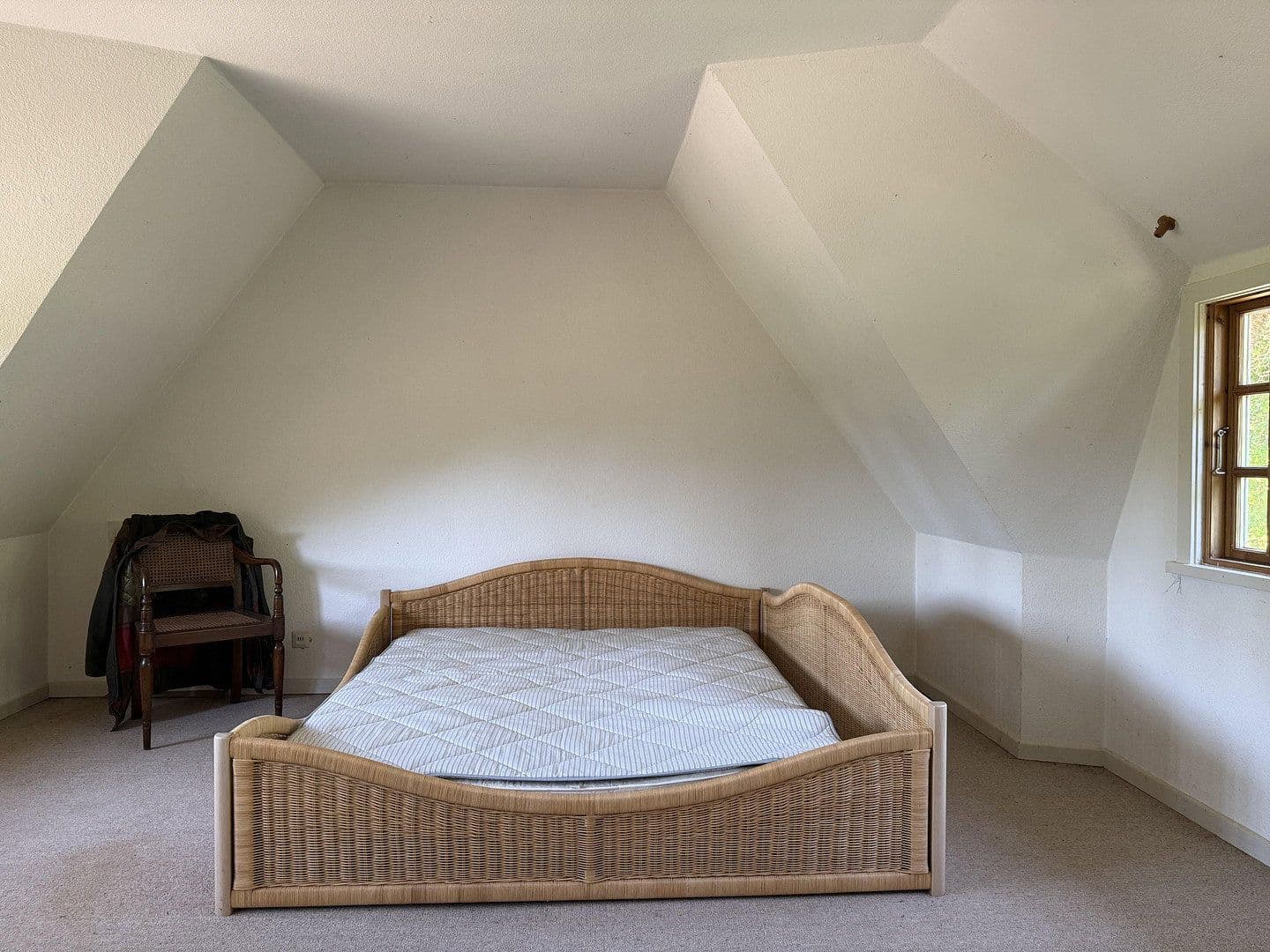 Predaj domu 199 m², pozemok 2.479 m², Lensahn, Šlezvicko-Holštajnsko Predaj domu 199 m², pozemok 2.479 m², Lensahn, Šlezvicko-Holštajnsko