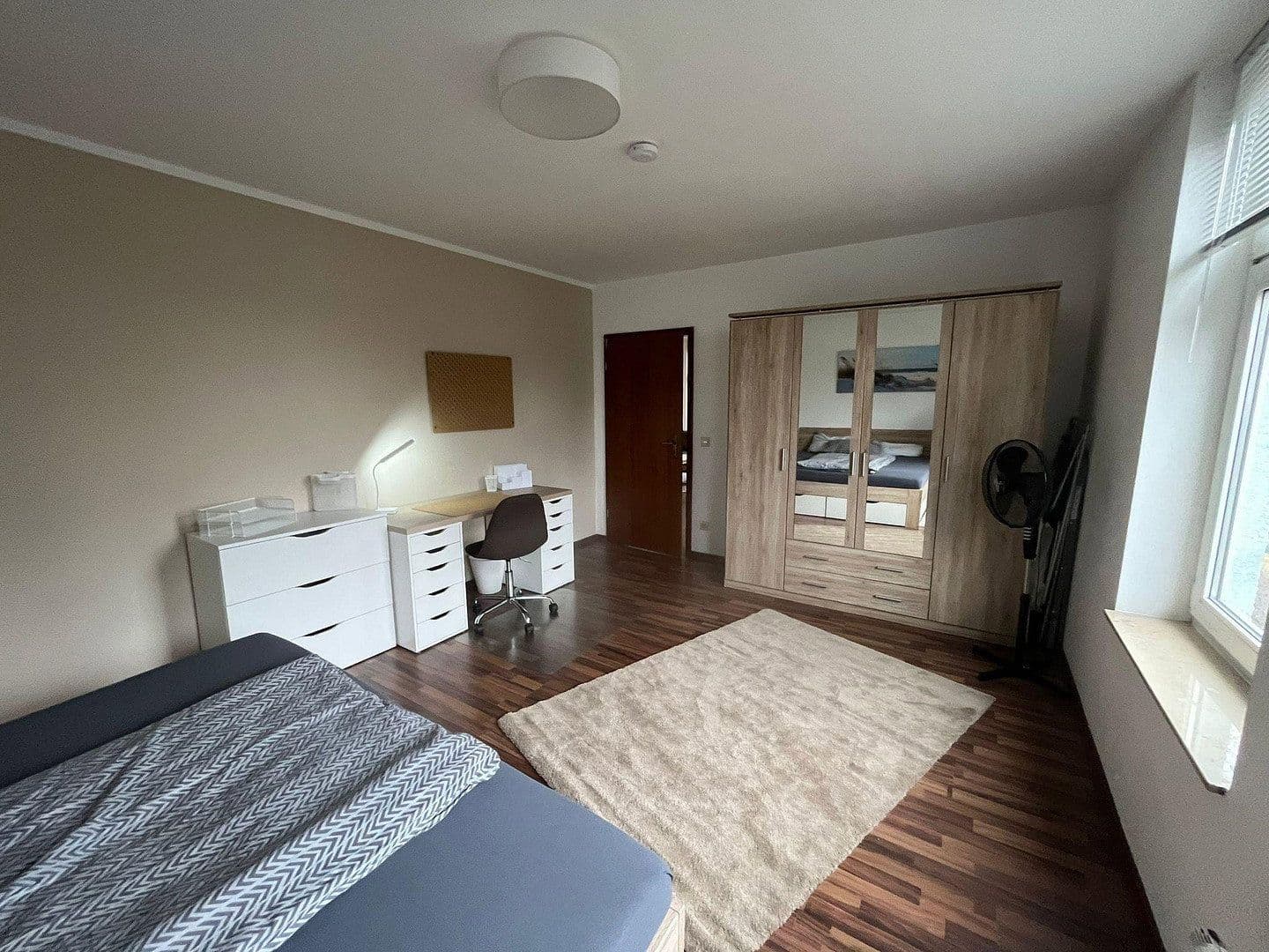 Prenájom bytu 3-izbový 84 m², Am Falkenberg 106, Berlin, Berlín Prenájom bytu 3-izbový 84 m², Am Falkenberg 106, Berlin, Berlín