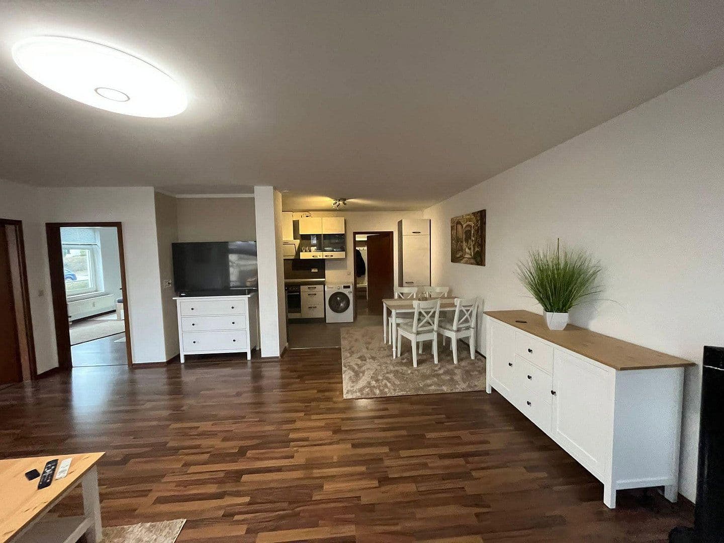 Prenájom bytu 3-izbový 84 m², Am Falkenberg 106, Berlin, Berlín Prenájom bytu 3-izbový 84 m², Am Falkenberg 106, Berlin, Berlín