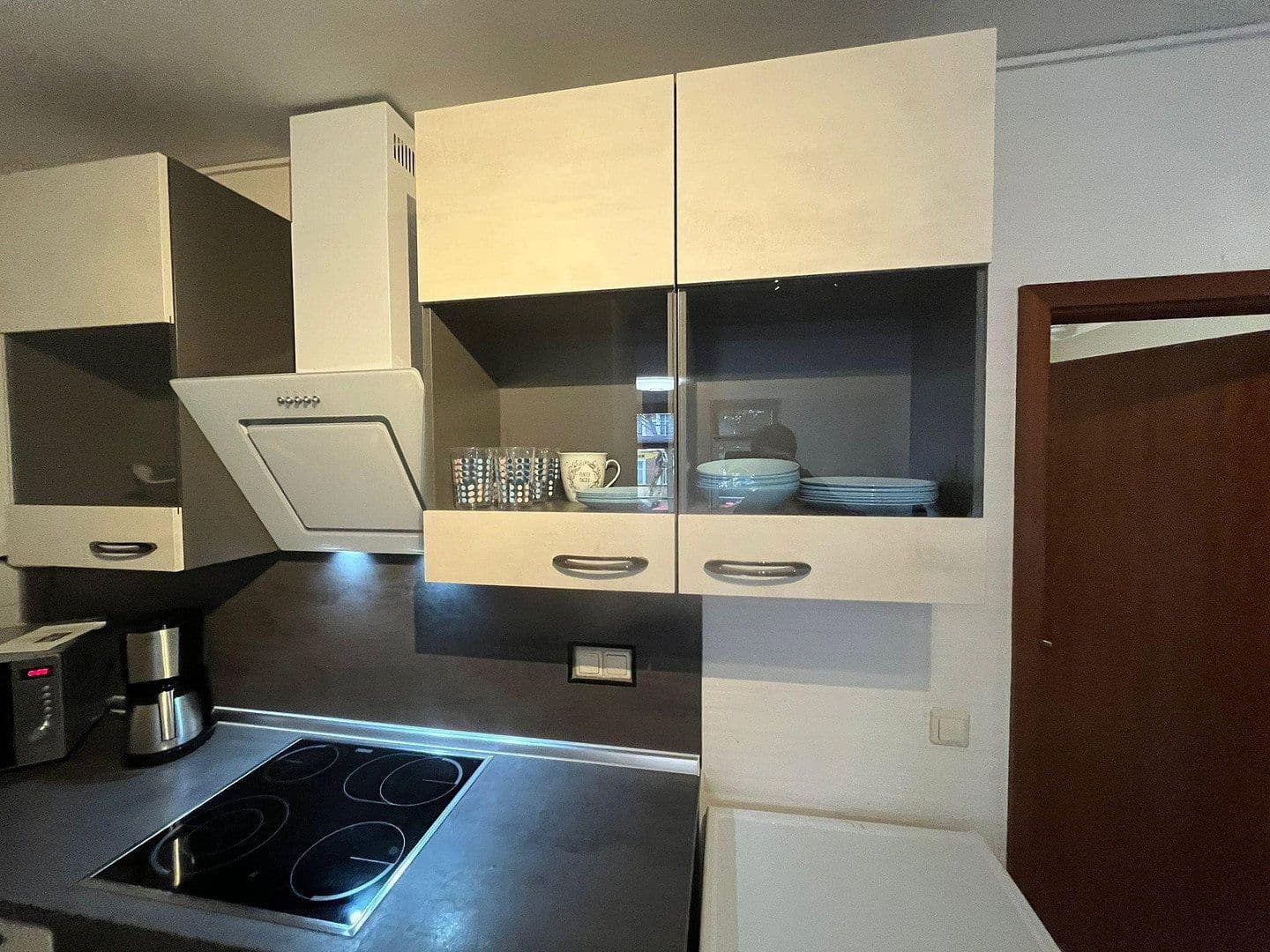 Prenájom bytu 3-izbový 84 m², Am Falkenberg 106, Berlin, Berlín Prenájom bytu 3-izbový 84 m², Am Falkenberg 106, Berlin, Berlín