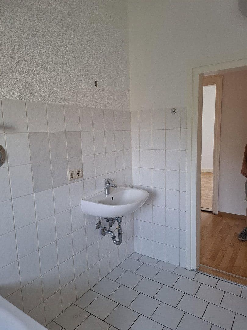 Prenájom bytu 3-izbový 65 m², Marxstr. 1, Seifhennersdorf, Sasko Prenájom bytu 3-izbový 65 m², Marxstr. 1, Seifhennersdorf, Sasko