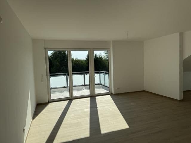 Prenájom bytu 3-izbový 95 m², Olfener Weg 3, Dülmen, Severné Porýnie - Westfálsko Prenájom bytu 3-izbový 95 m², Olfener Weg 3, Dülmen, Severné Porýnie - Westfálsko